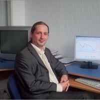 Новосте СД Калезея - "Экономика на пальцах". Экономическая политика на 2015 год ведет страну в "ловушку бедности"